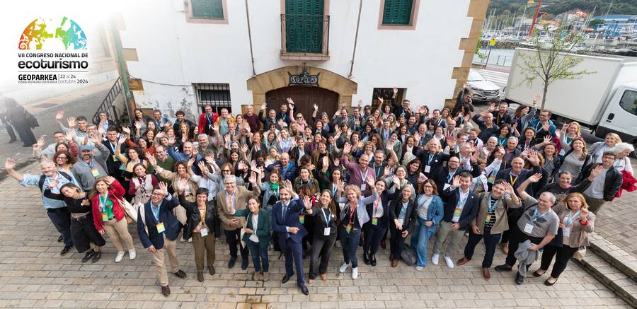 Una visita a Vitoria-Gasteiz pone el broche a una magnífica edición del Congreso Nacional de Ecoturismo