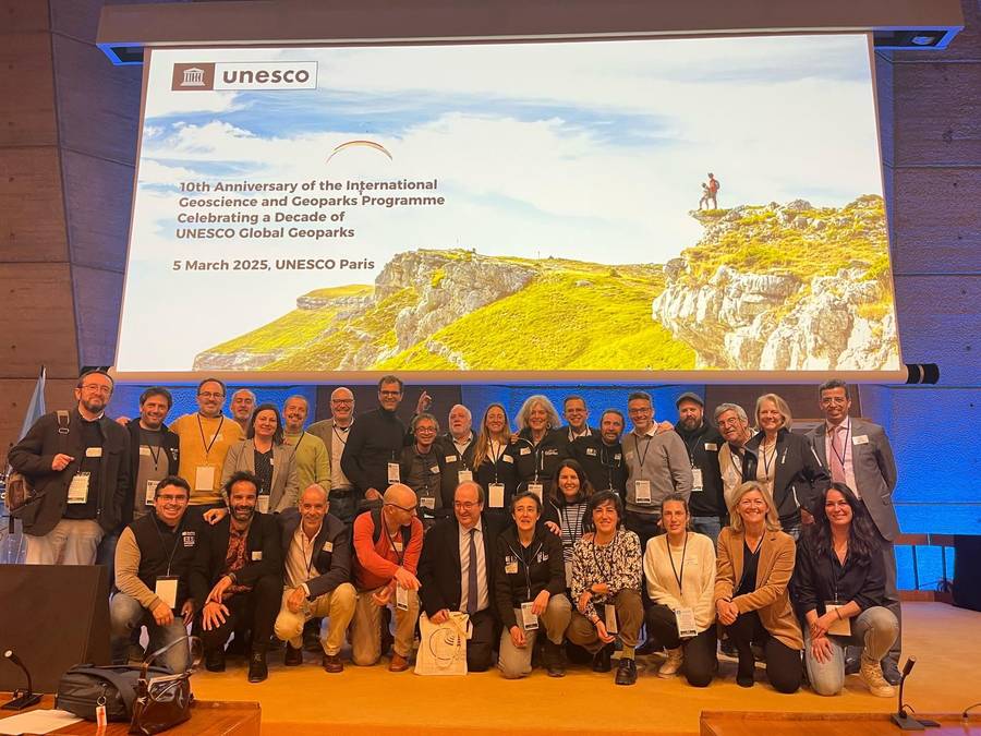  Una delegación del Geoparque de la Costa Vasca participa estos días en París en varias reuniones internacionales